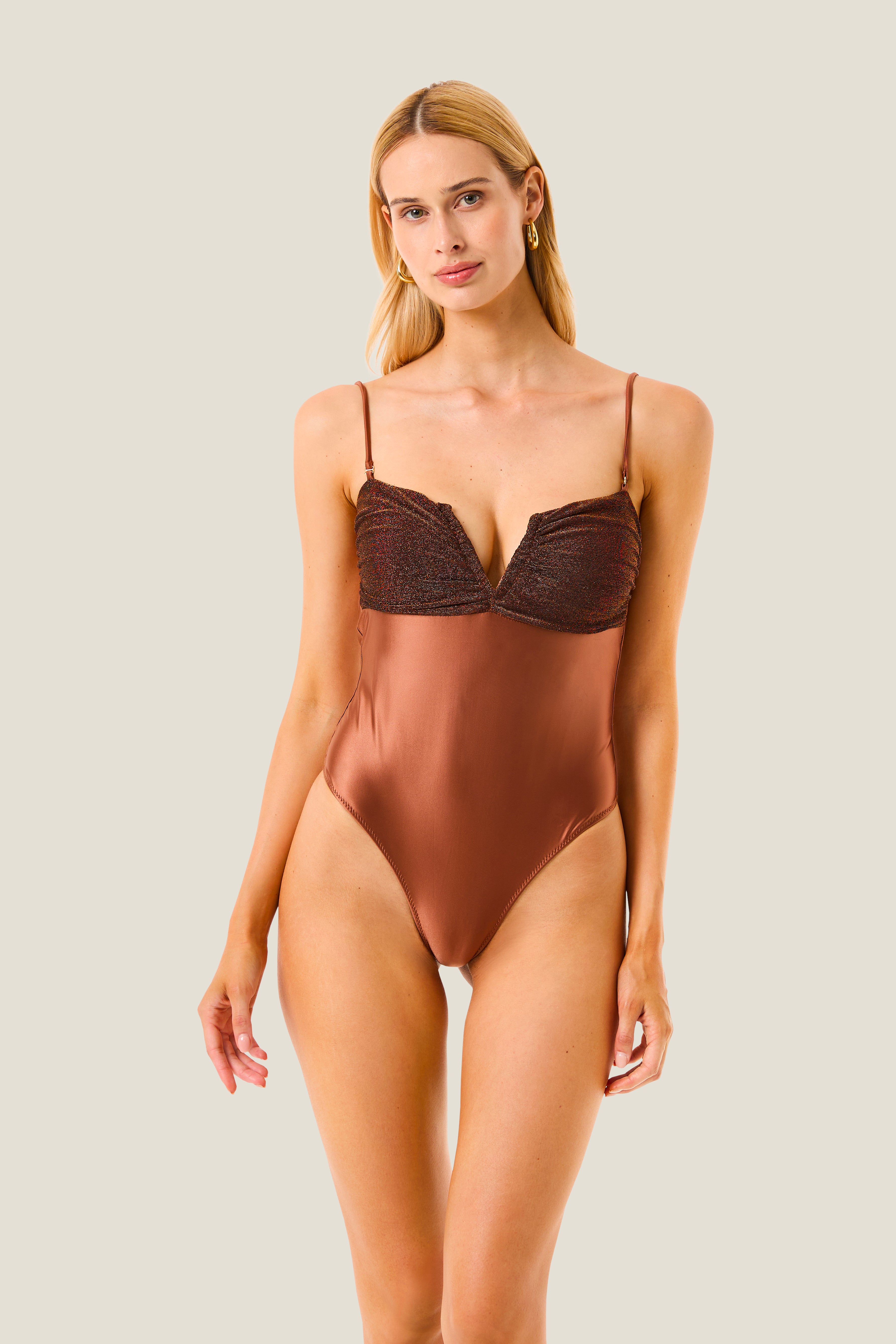 COSTUME INTERO GLOSSY TOUCH RESORT