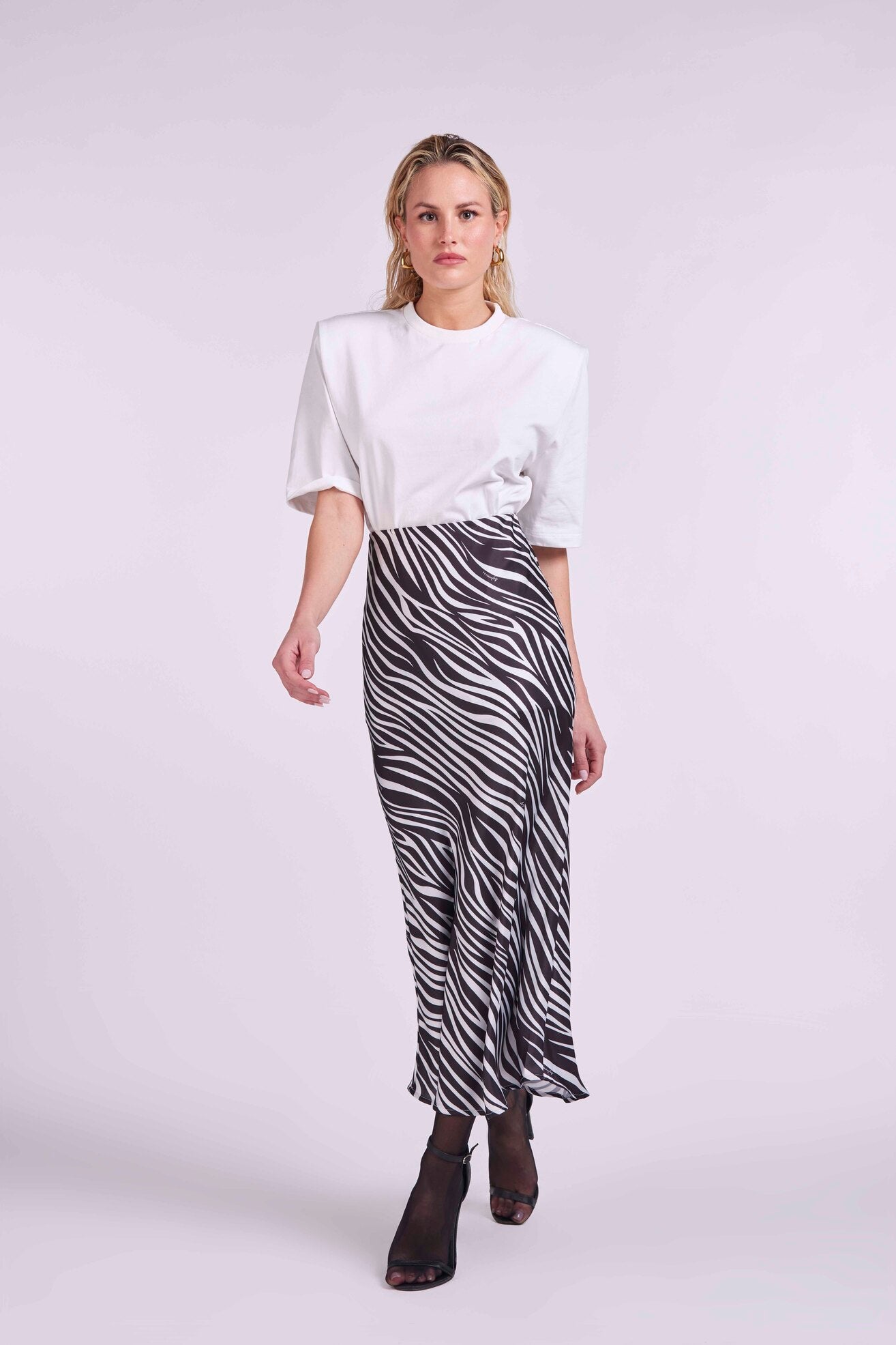 Long skirt fantasy zebra
