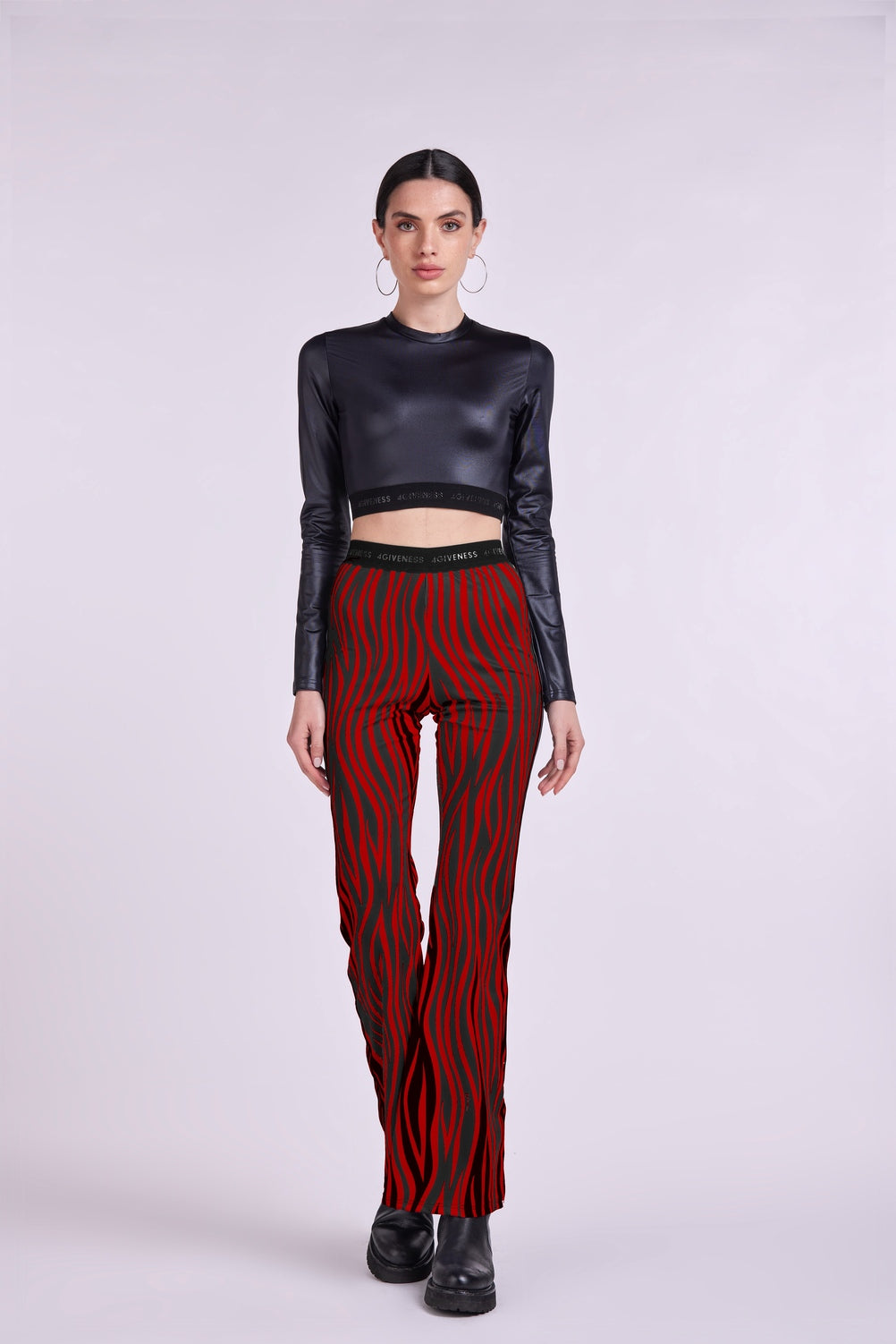Lycra paw leggings with elastic zebra band logo