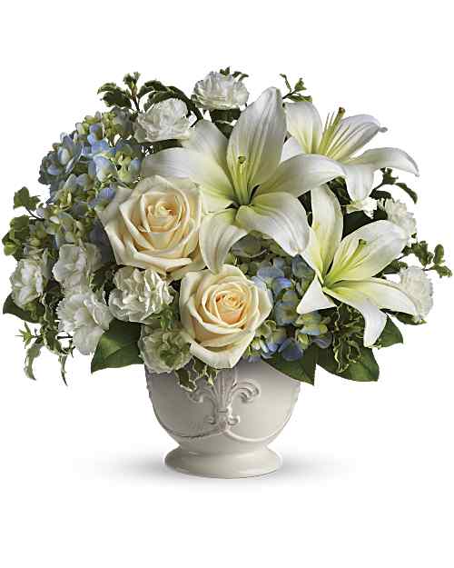 Multi-Colored | Mixed Bouquets | Beautiful Dreams Bouquet | Same Day Flower Delivery by Teleflora