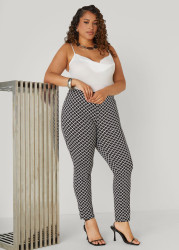 Plus Size Printed High Rise Leggings, Black White, 26/28 - Ashley Stewart