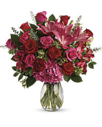 Red | Mixed Bouquets | Love Struck Bouquet | Same Day Flower Delivery by Teleflora