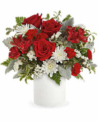 White | Mixed Bouquets | Lush Love Bouquet | Same Day Flower Delivery by Teleflora