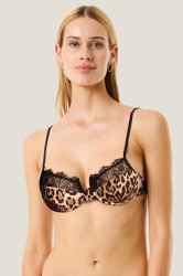 WILD TOUCH LINGERIE BALCONY