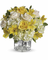 Yellow | Mixed Bouquets | Sweetest Sunrise Bouquet | Same Day Flower Delivery by Teleflora